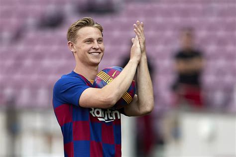 Frenkie de Jong is back for Barcelona. It’s one of those good .